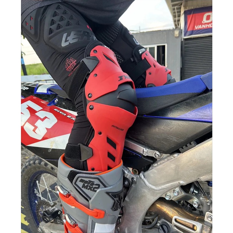 واقيات الركبة للدراجات النارية - مراجعة Knee Guard Hard وسعره