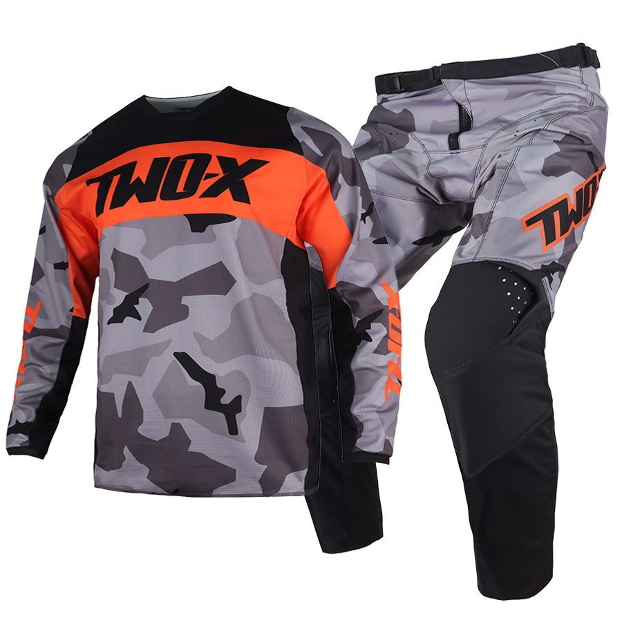 طقم ملابس جديد للدراجات الناري - مراجعة Motorcycle Gear Bundle وسعره