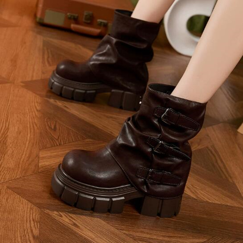 أحذية نسائية بكعب سميك ونعل مخ - مراجعة Riding Boot Short وسعره