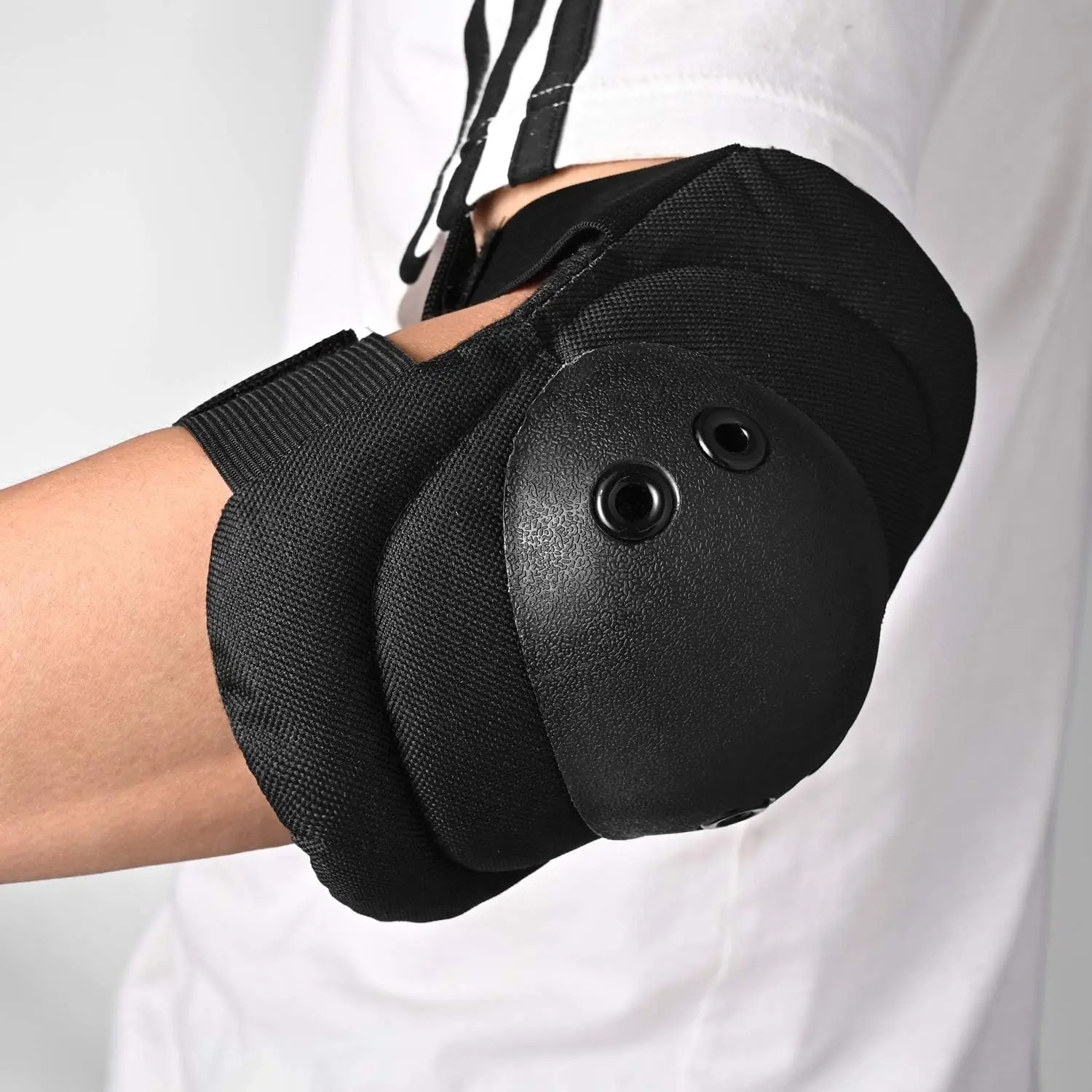 معدات الحماية التكتيكية منصات  - مراجعة Knee Guard Hard وسعره